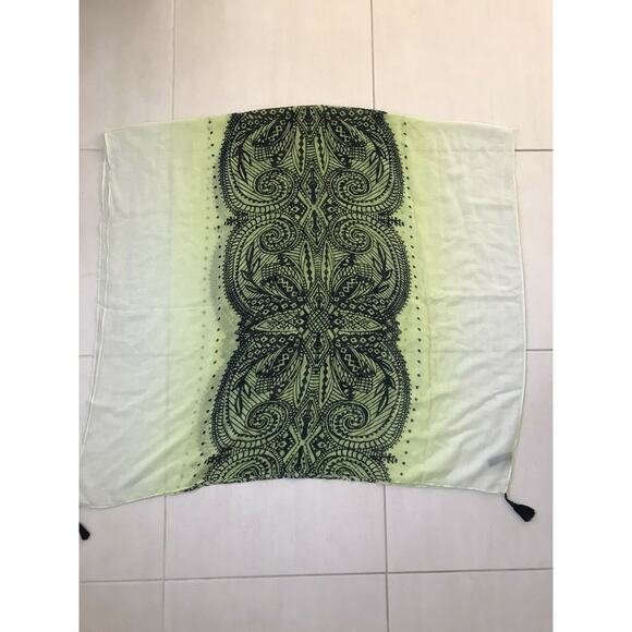 Lane Bryant Ombre Print Rectangular Scarf - Picture 2 of 9